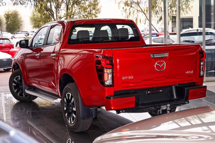 2024 Mazda BT-50 GT