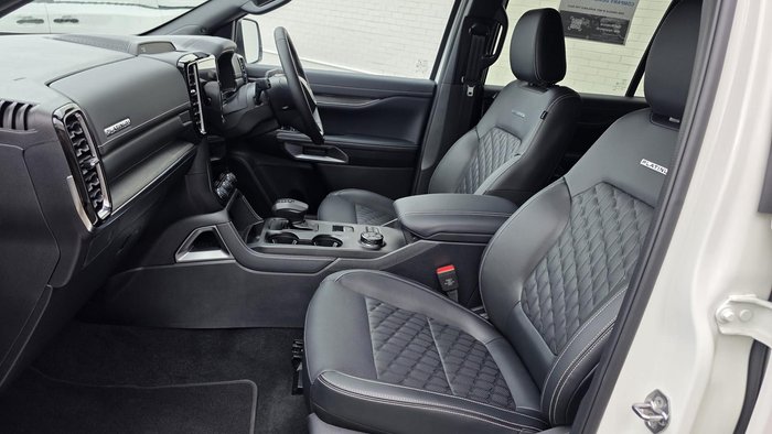 2024 Ford Everest Platinum