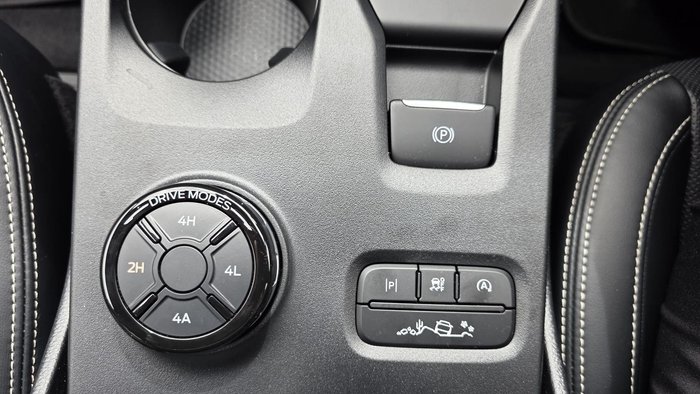 2024 Ford Everest Platinum