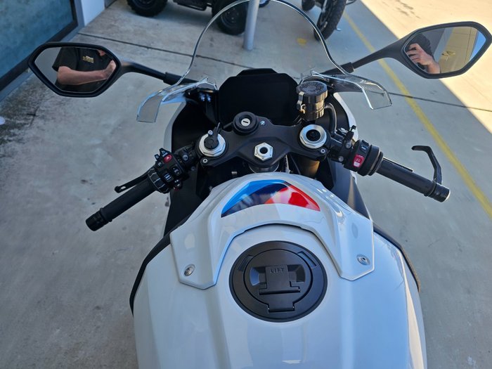 2025 BMW Motorrad S 1000 RR M SPORT LIGHT WHITE