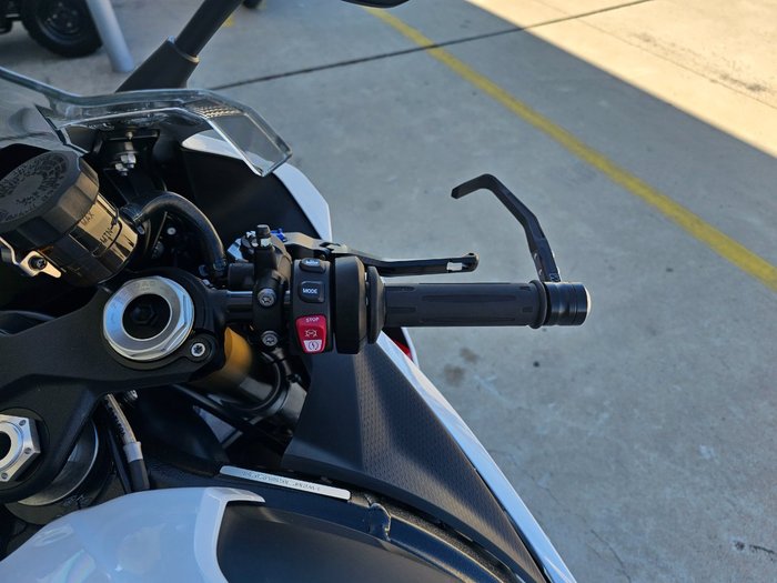 2025 BMW Motorrad S 1000 RR M SPORT LIGHT WHITE