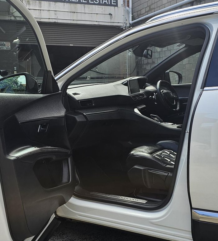 2020 Peugeot 5008 GT Line P87 MY20 Pearl White