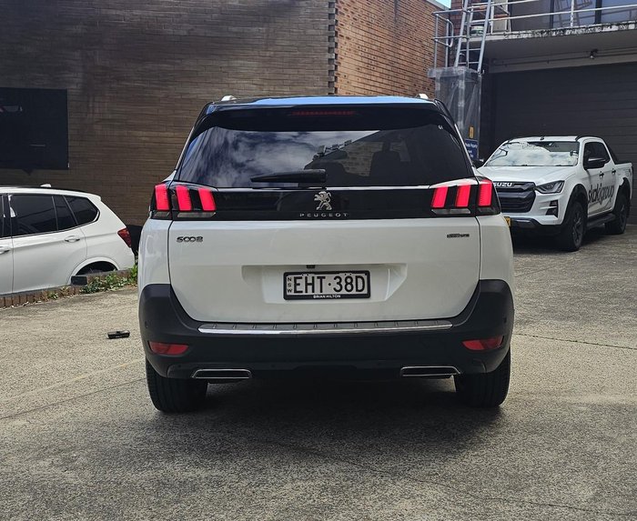 2020 Peugeot 5008 GT Line P87 MY20 Pearl White