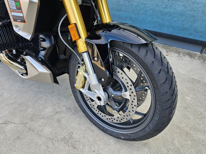 2024 BMW Motorrad R 1250 R Black