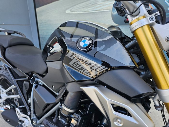 2024 BMW Motorrad R 1250 R Black