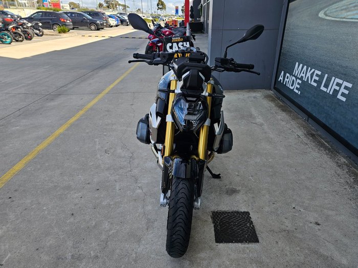 2024 BMW Motorrad R 1250 R Black