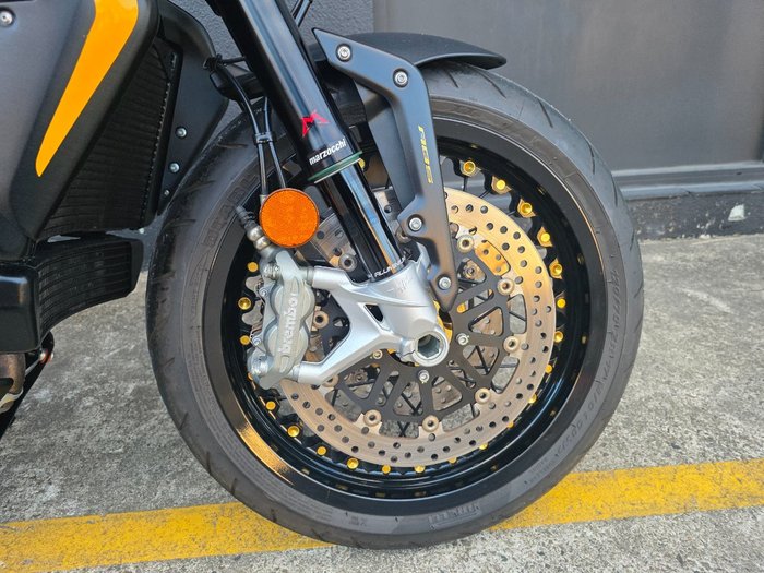 2018 MV Agusta BRUTALE 800 DRAGSTER GOLD