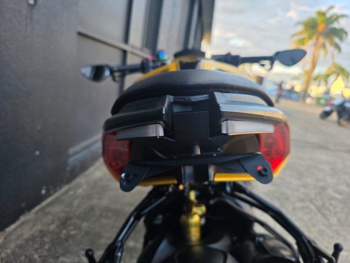 2018 MV Agusta BRUTALE 800 DRAGSTER GOLD