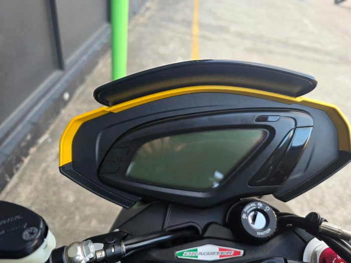 2018 MV Agusta BRUTALE 800 DRAGSTER GOLD