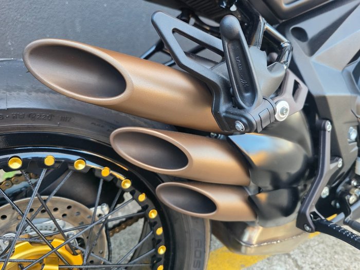 2018 MV Agusta BRUTALE 800 DRAGSTER GOLD