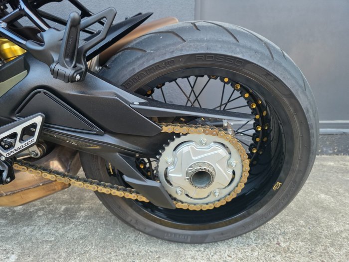 2018 MV Agusta BRUTALE 800 DRAGSTER GOLD