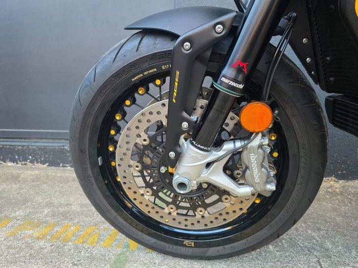 2018 MV Agusta BRUTALE 800 DRAGSTER GOLD