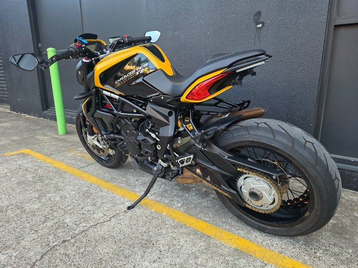 2018 MV Agusta BRUTALE 800 DRAGSTER GOLD