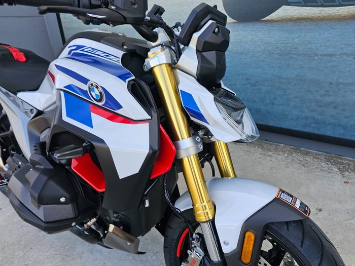 2026 BMW Motorrad 2026 BMW 1300CC R 1300 R LIGHT WHITE