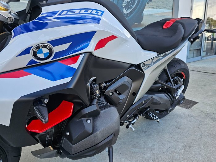 2026 BMW Motorrad 2026 BMW 1300CC R 1300 R LIGHT WHITE