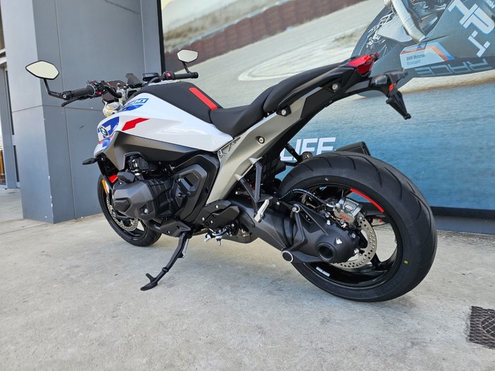 2026 BMW Motorrad 2026 BMW 1300CC R 1300 R LIGHT WHITE