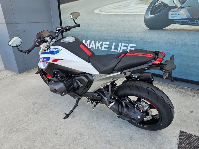 2026 BMW Motorrad 2026 BMW 1300CC R 1300 R LIGHT WHITE