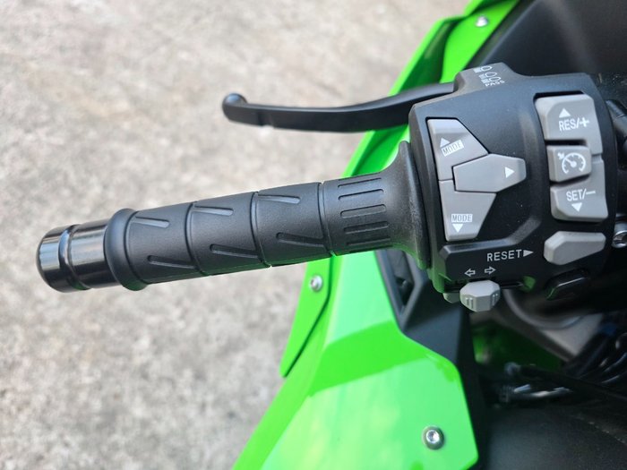 2025 Kawasaki NINJA ZX-10R GREEN