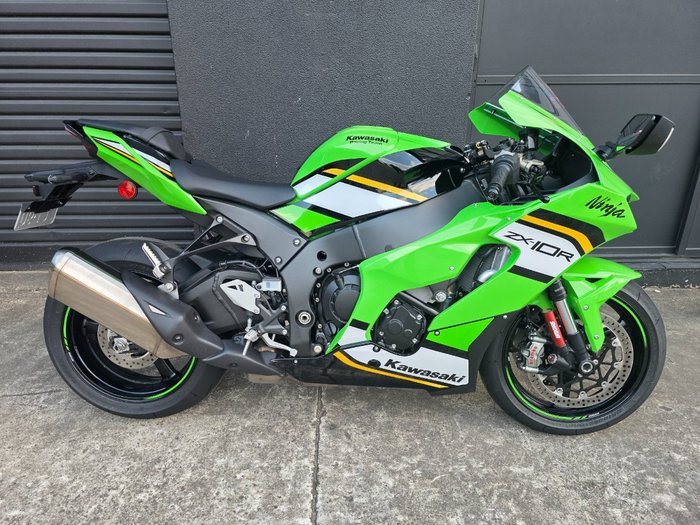 2025 Kawasaki NINJA ZX-10R GREEN