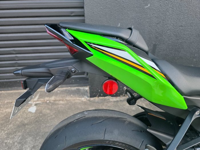 2025 Kawasaki NINJA ZX-10R GREEN