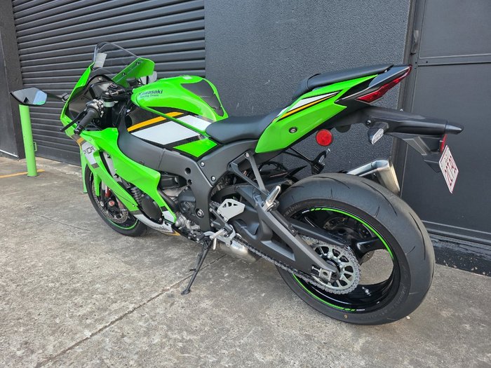 2025 Kawasaki NINJA ZX-10R GREEN