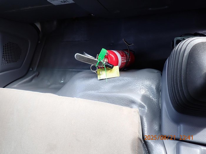 2020 Isuzu Nps 75-155 WHITE