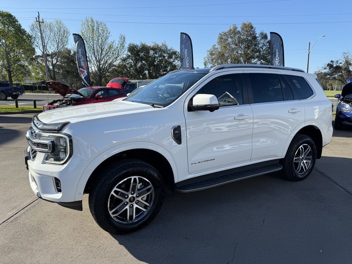 2023 Ford Everest Platinum