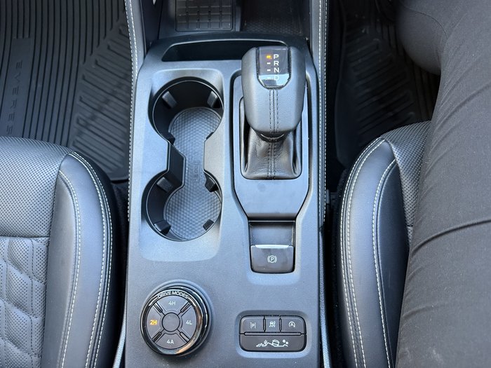 2023 Ford Everest Platinum