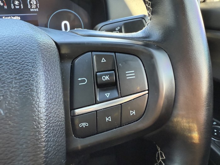 2023 Ford Everest Platinum