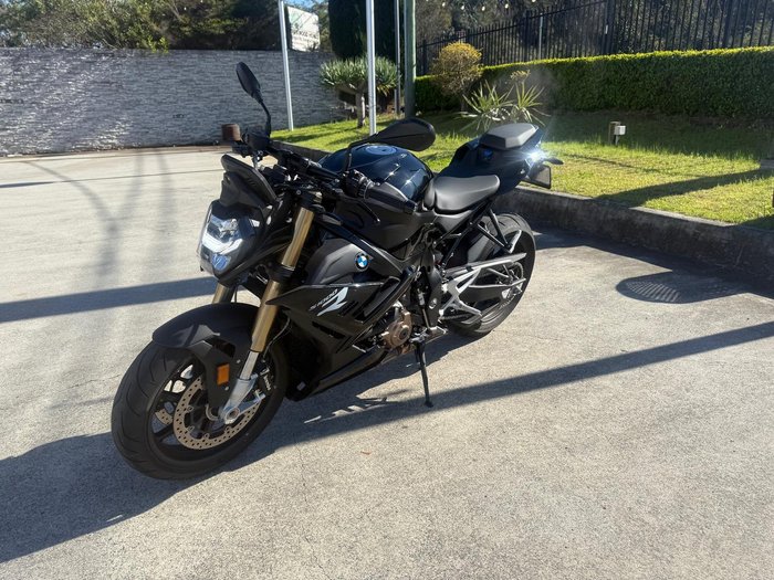 2024 BMW S 1000 R Race S 1000 Black