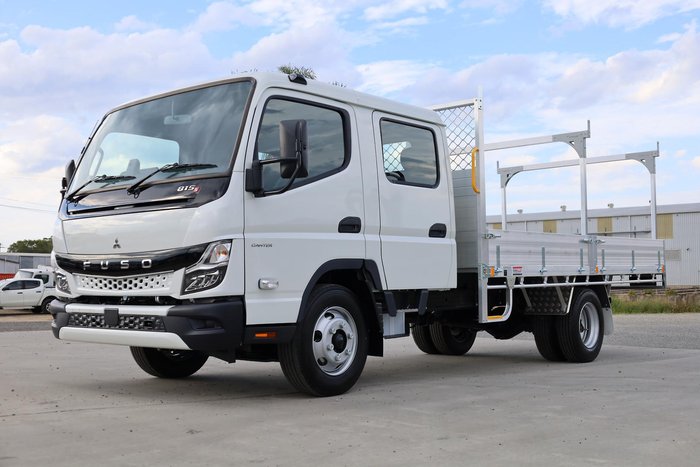 2025 Fuso Canter 815 Crew Cab Alloy Tray with ladder racks White