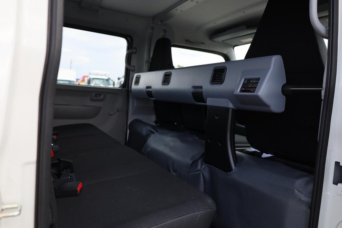 2025 Fuso Canter 815 Crew Cab Alloy Tray with ladder racks White