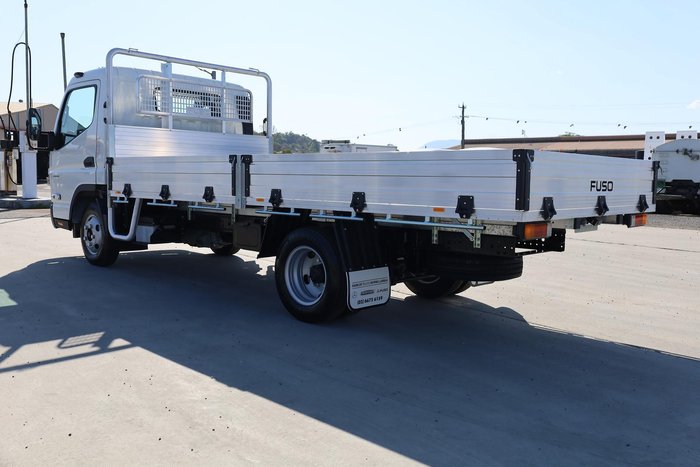 2025 Fuso Canter 515 Alloy Tray MWB White