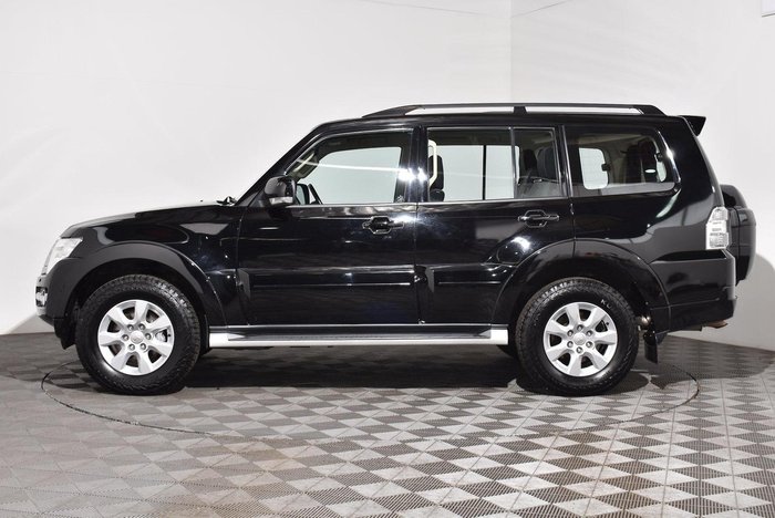 2020 Mitsubishi Pajero GLX