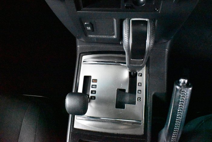 2020 Mitsubishi Pajero GLX