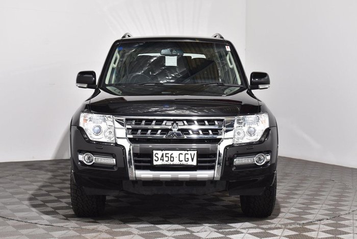 2020 Mitsubishi Pajero GLX