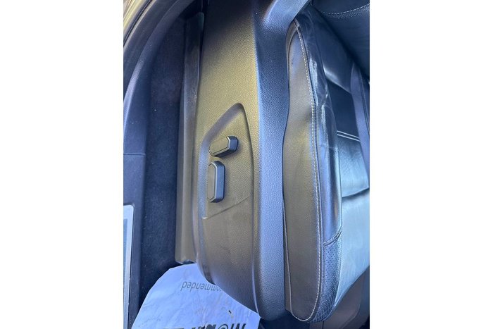 2020 Ford Everest Titanium