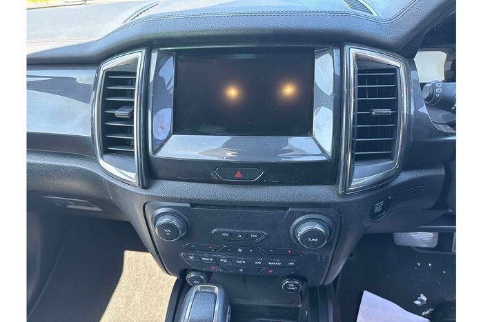 2020 Ford Everest Titanium