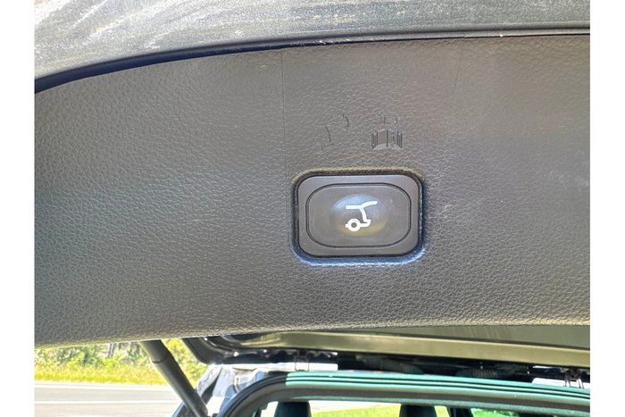 2020 Ford Everest Titanium