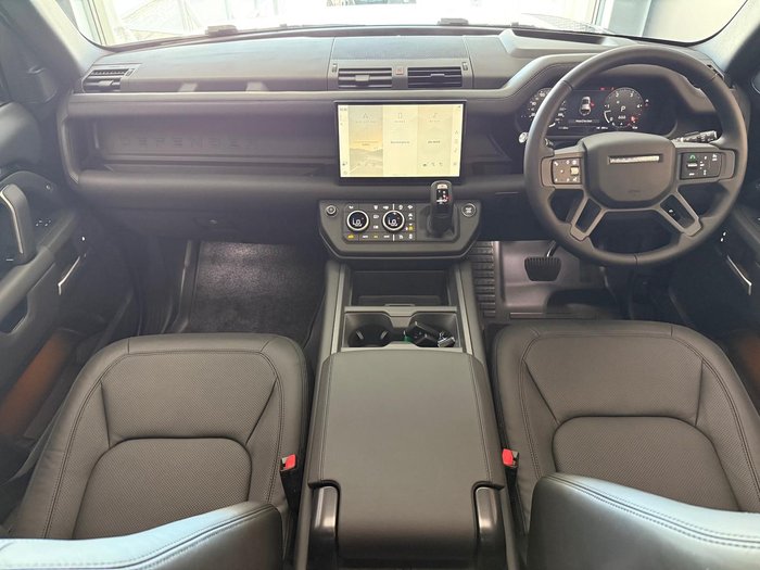 2025 Land Rover Defender 110 D350 X-Dynamic HSE