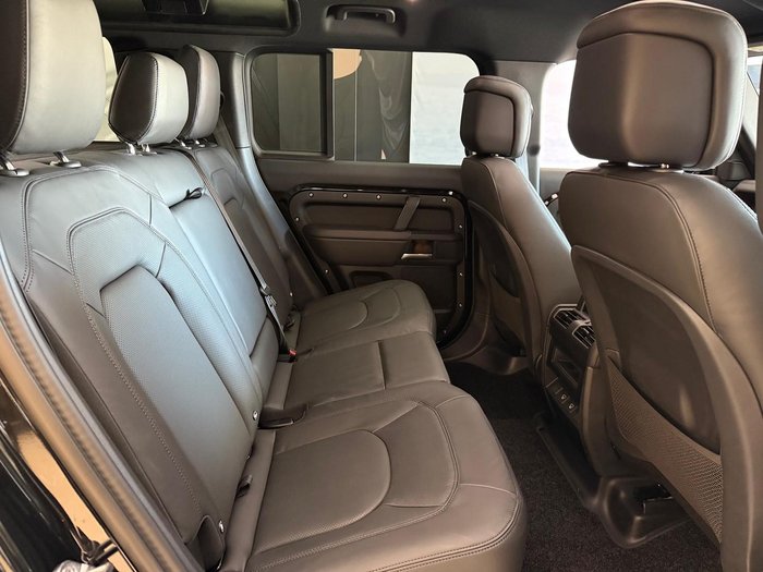 2025 Land Rover Defender 110 D350 X-Dynamic HSE