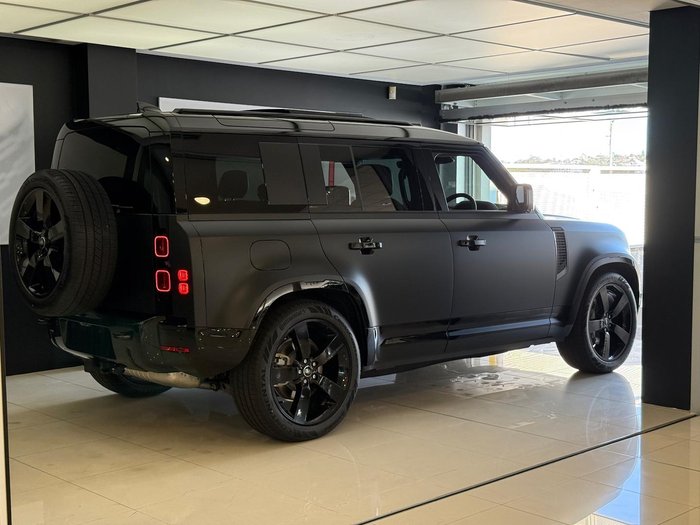 2025 Land Rover Defender 110 D350 X-Dynamic HSE