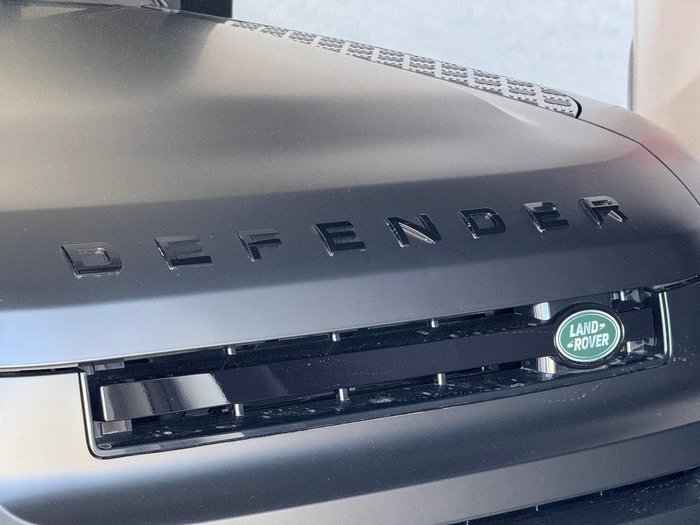 2025 Land Rover Defender 110 D350 X-Dynamic HSE