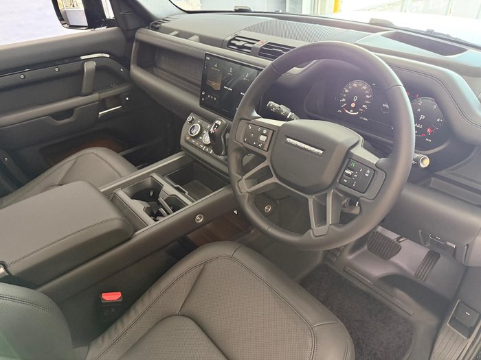 2025 Land Rover Defender 110 D350 X-Dynamic HSE