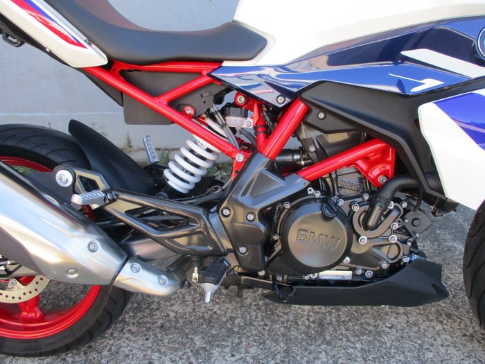2022 BMW Motorrad G 310 R BLUE
