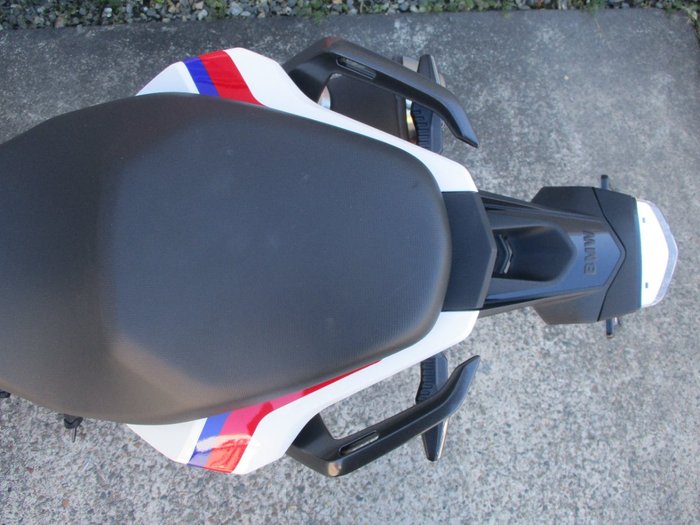 2022 BMW Motorrad G 310 R BLUE