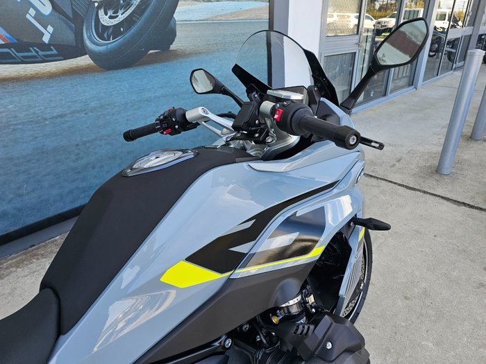 2026 BMW Motorrad 2026 Bmw 1300CC R 1300 RS Grey Metallic