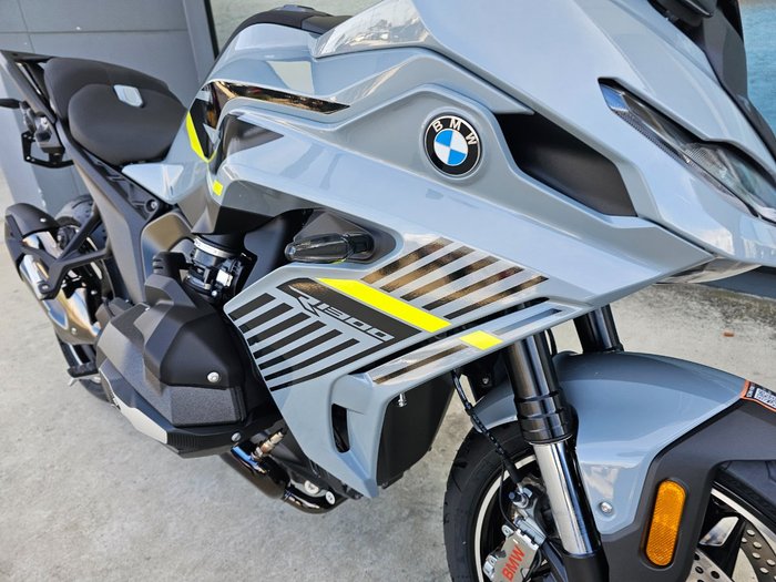 2026 BMW Motorrad 2026 Bmw 1300CC R 1300 RS Grey Metallic