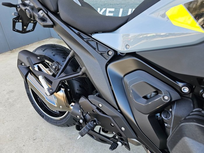 2026 BMW Motorrad 2026 Bmw 1300CC R 1300 RS Grey Metallic