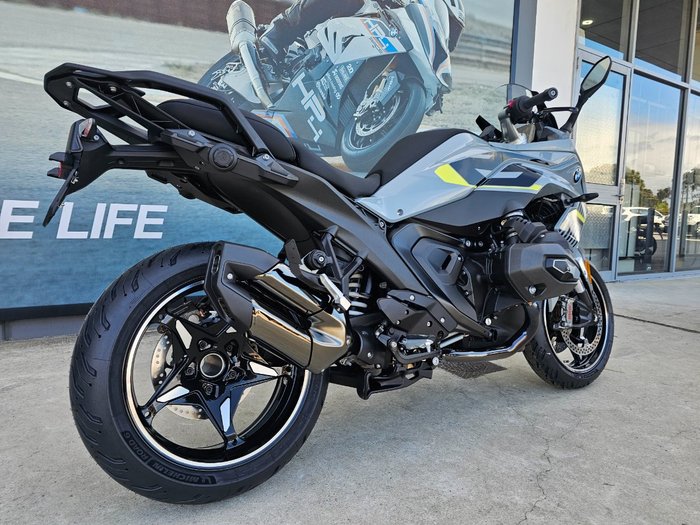 2026 BMW Motorrad 2026 Bmw 1300CC R 1300 RS Grey Metallic